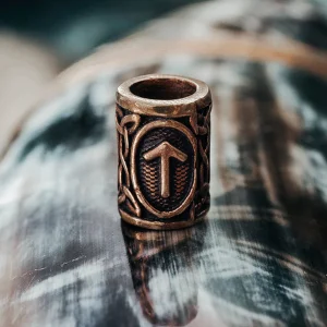 Tyr skäggring, brons