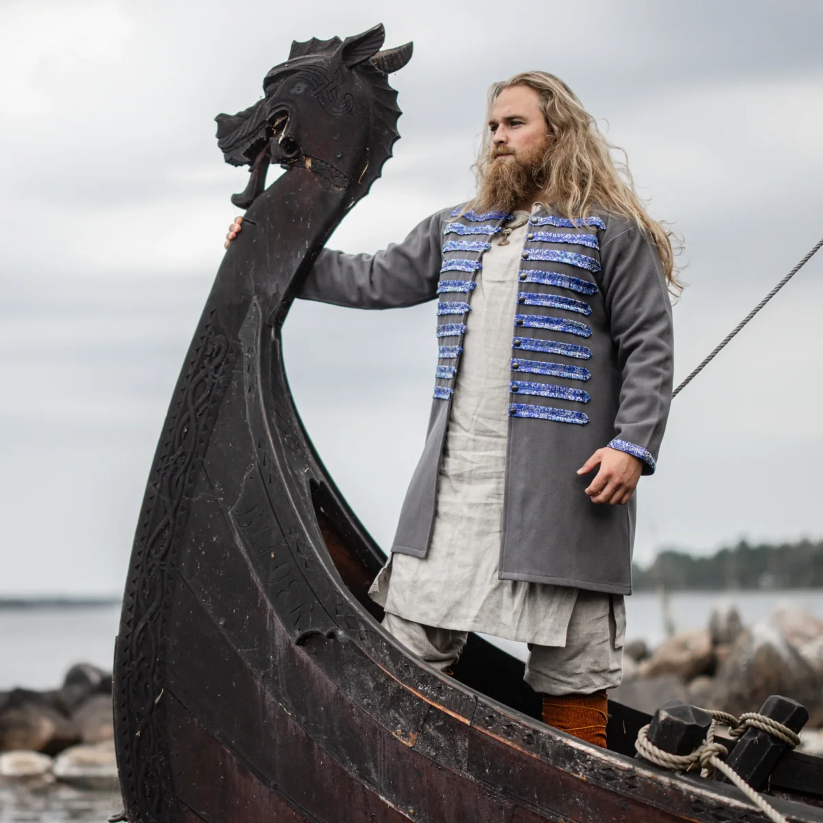 Viking Kaftan, Grå med Blå Siden - Bild 2
