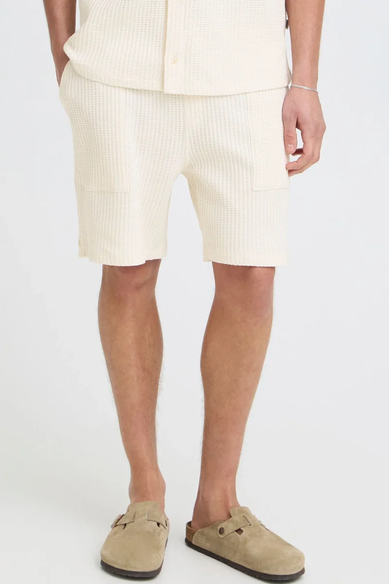 Solid Alann Utley Shorts Off White